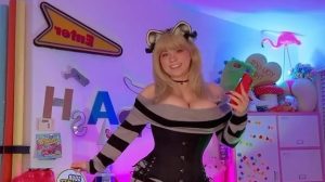 Who Is Sabrina Banks? Bio, Career Highlights, and More - Biowiki